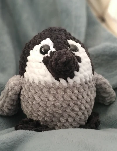 Peluche crochet pingouin